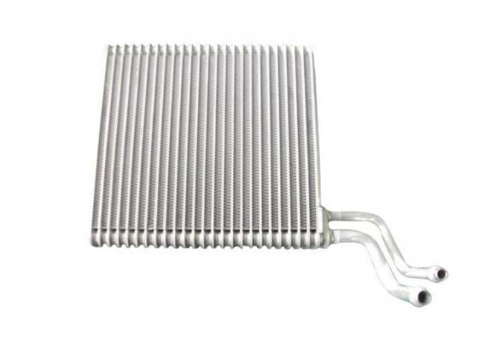 EVAPORATOR